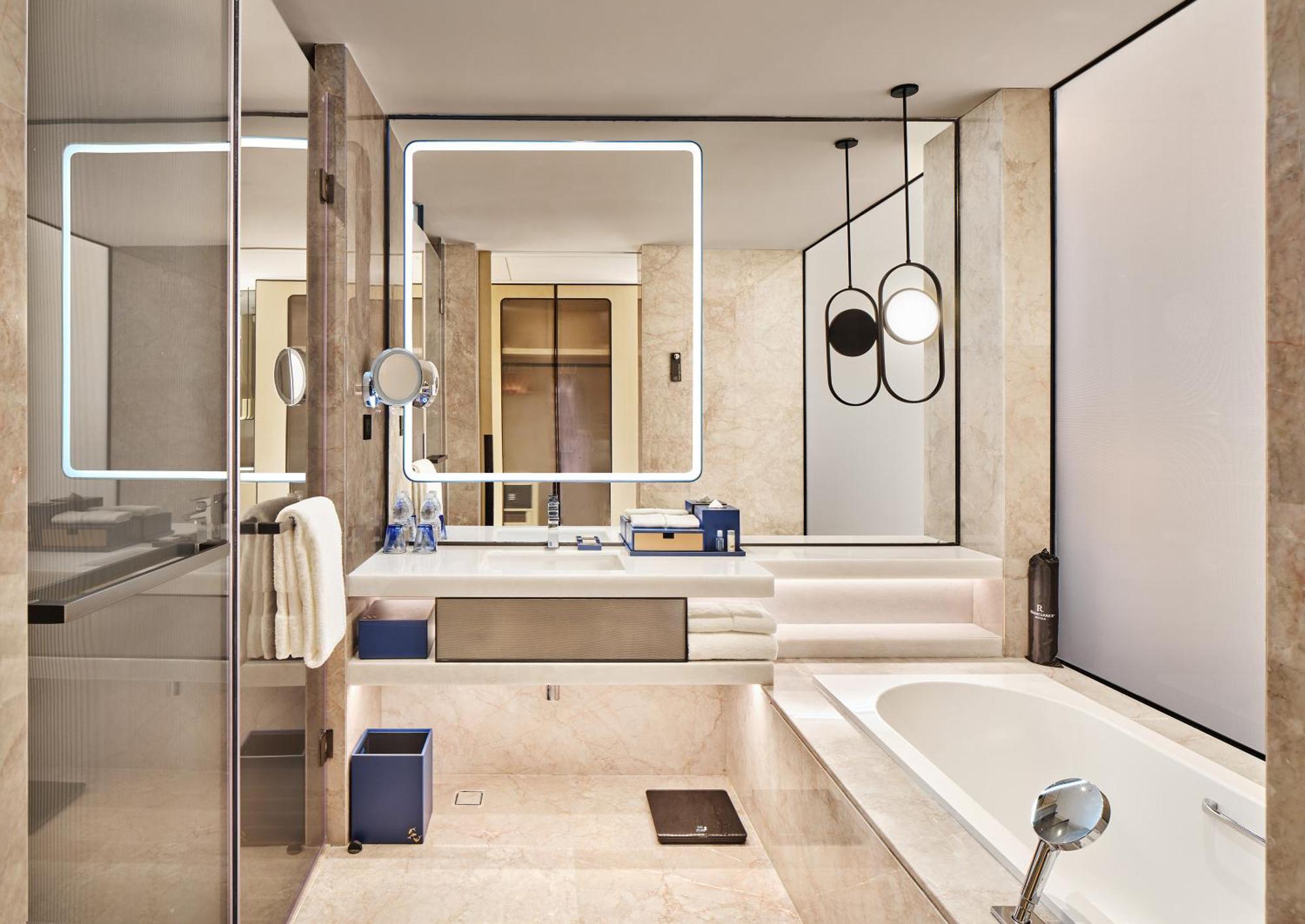 Renaissance Zhuhai Hotel ภายนอก รูปภาพ