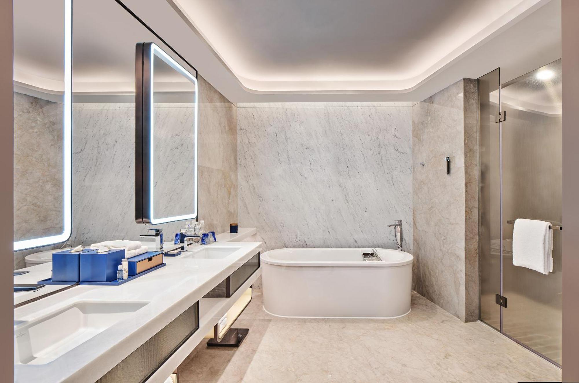 Renaissance Zhuhai Hotel ภายนอก รูปภาพ