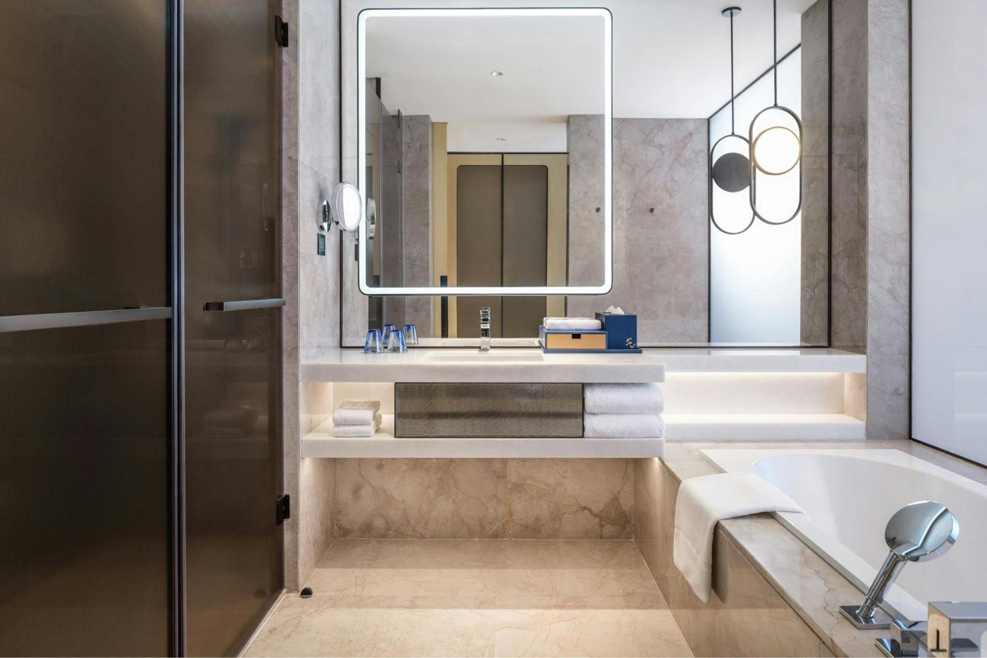 Renaissance Zhuhai Hotel ภายนอก รูปภาพ